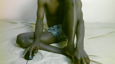 Snapshot of slimbaemagnus chatting on 02.01.26 AlexShakul online show from 02.01.26