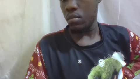 Snapshot of slimbaemagnus chatting on 03.05.26 AlexShakul online show from 03.05.26