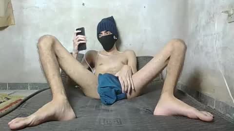 Snapshot of slimdestroyer chatting on 02.13.25 slimdestroyer online show from 02.13.25