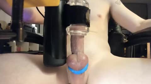 Slimguerrilla online show from 11.08.25