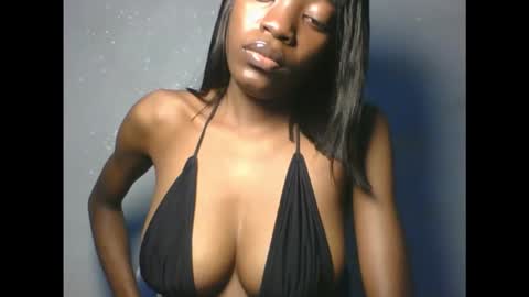 Snapshot of slimkatie__ chatting on 09.13.25 slimkatie__ online show from 09.13.25