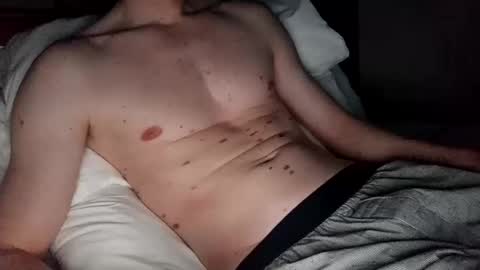 Snapshot of slimnlean chatting on 02.05.25 slimnlean online show from 02.05.25