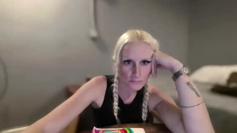 slip_inslide online show from 12.03.25