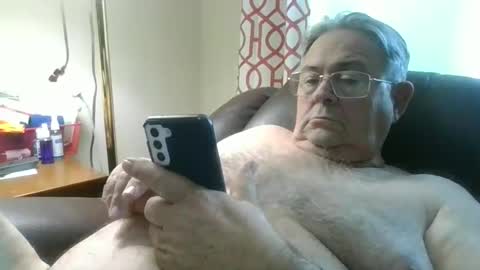 slippery_duck online show from 12.21.24