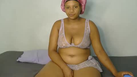slipperylipsx online show from 06.01.26