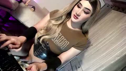 Nathalie online show from 07.22.26