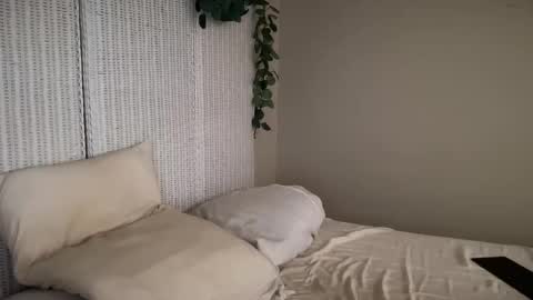 slut online show from 09.28.25