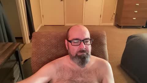 Snapshot of slut_slave_cfnm chatting on 06.04.26 slut online show from 06.04.26