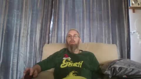 Snapshot of slutfucker20 chatting on 01.25.25 slutfucker20 online show from 01.25.25