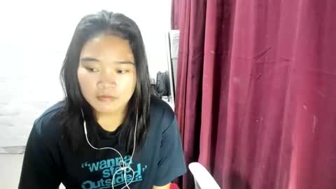 Snapshot of slutgirl27884425 chatting on 03.02.26 ANGELICA online show from 03.02.26