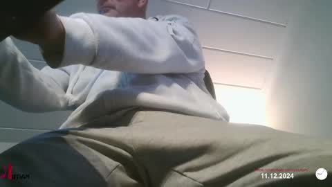  SLUTIAM   online show from 12.11.24