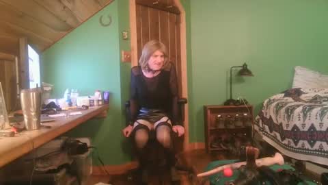 slutjennifertransxx online show from 10.24.25