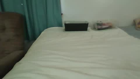 Jade and Thomas online show from 04.02.26