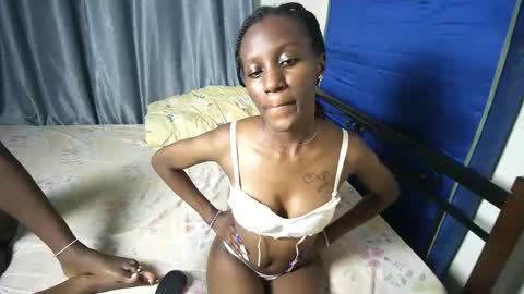 Snapshot of slutty_baddie chatting on 09.26.25 slutty_baddie online show from 09.26.25