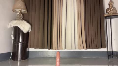 Snapshot of slutty_lavinia chatting on 02.17.26 Slutty Lavinia online show from 02.17.26