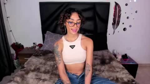 slutty_venus7 online show from 06.12.26
