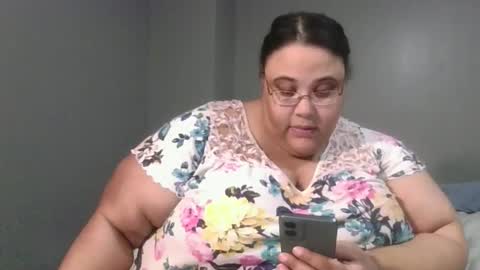 Snapshot of sluttyjess31 chatting on 05.04.26 Jessica online show from 05.04.26