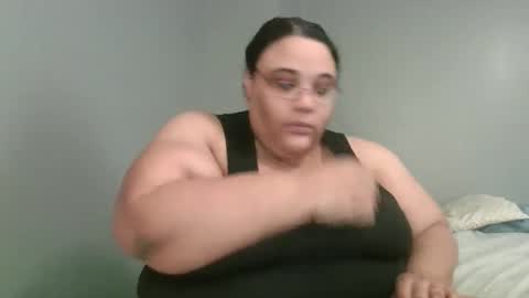 Snapshot of sluttyjess31 chatting on 05.20.26 Jessica online show from 05.20.26