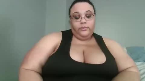Snapshot of sluttyjess31 chatting on 05.30.26 Jessica online show from 05.30.26