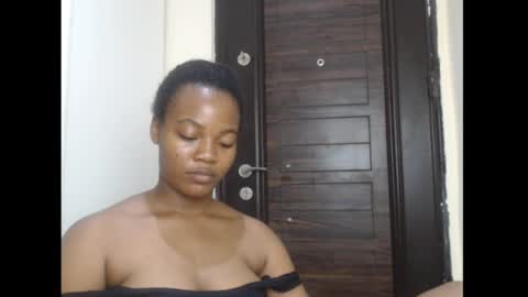 Snapshot of sluttyxxdrip chatting on 10.22.25 sluttyxxdrip online show from 10.22.25