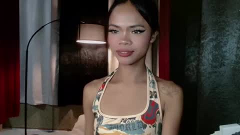 Snapshot of slutxcums_farrah69 chatting on 10.28.25 Dont forget to follow me give me thumbs upIm  a New  kataluna online show from 10.28.25