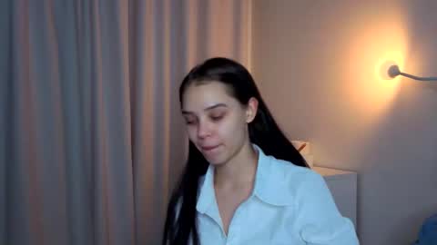 Lily online show from 12.03.25