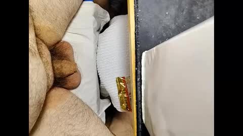 Snapshot of small_1986 chatting on 01.09.25 transmisin gratuita bajo demanda free broadcast on demand online show from 01.09.25