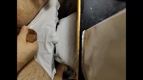 Snapshot of small_1986 chatting on 01.12.25 transmisin gratuita bajo demanda free broadcast on demand online show from 01.12.25