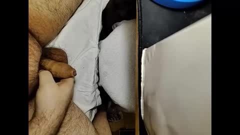 Snapshot of small_1986 chatting on 02.22.25 transmisin gratuita bajo demanda free broadcast on demand online show from 02.22.25