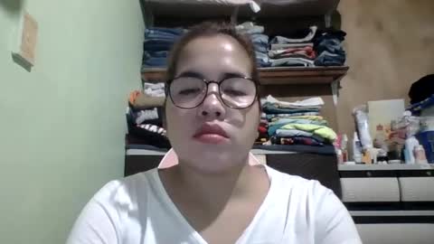 Snapshot of small_boobs59 chatting on 02.06.25 Lovewella online show from 02.06.25