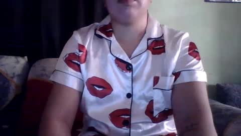 Snapshot of small_boobs59 chatting on 03.04.25 Lovewella online show from 03.04.25