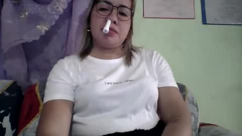 Snapshot of small_boobs59 chatting on 09.14.25 Lovewella online show from 09.14.25