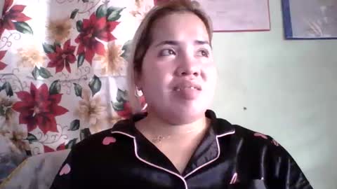 Snapshot of small_boobs59 chatting on 10.01.25 Lovewella online show from 10.01.25