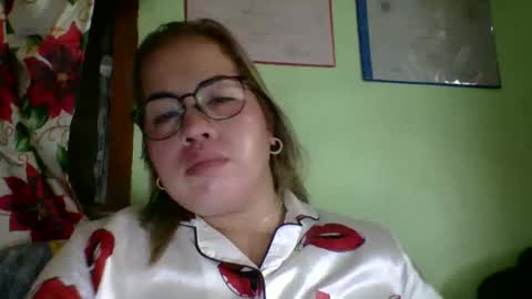 Snapshot of small_boobs59 chatting on 02.08.26 Lovewella online show from 02.08.26