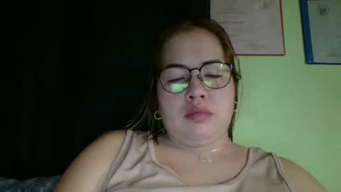 Snapshot of small_boobs59 chatting on 02.17.26 Lovewella online show from 02.17.26