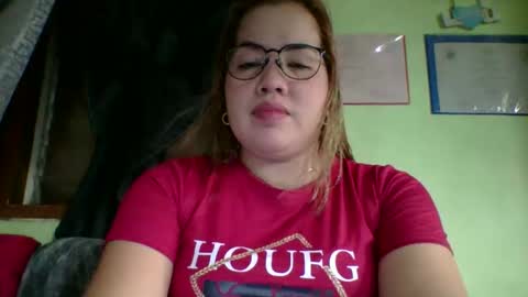 Snapshot of small_boobs59 chatting on 03.04.26 Lovewella online show from 03.04.26