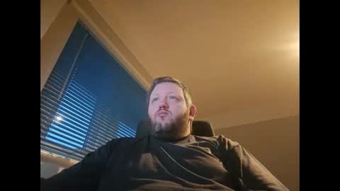 Snapshot of smallone19832 chatting on 02.11.25 smallone19832 online show from 02.11.25