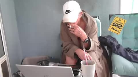 Daddy online show from 12.18.25