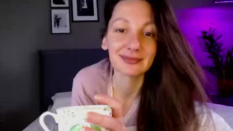 Snapshot of smalltittsbigsoul chatting on 02.12.25 Anna no bbbbybybbabebyy just Anna. And dont call me mom please. online show from 02.12.25