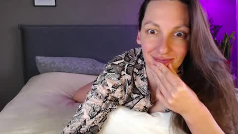 Snapshot of smalltittsbigsoul chatting on 03.06.25 Anna no bbbbybybbabebyy just Anna. And dont call me mom please. online show from 03.06.25