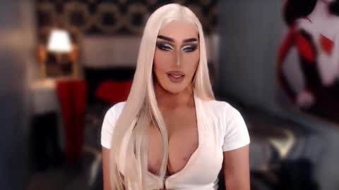 Snapshot of smasherqueen chatting on 02.06.26 smasherqueen online show from 02.06.26