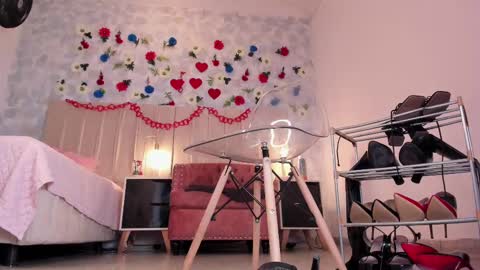 Snapshot of smi_samara chatting on 02.12.25 smi_samara online show from 02.12.25