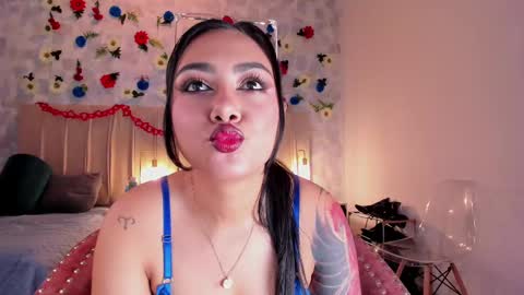 Snapshot of smi_samara chatting on 02.28.25 smi_samara online show from 02.28.25