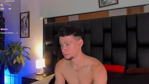 Snapshot of smiith_jade chatting on 10.08.25 Jade Smiith online show from 10.08.25