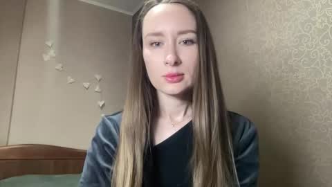 Snapshot of smilequeen_ chatting on 10.02.25 smilequeen_ online show from 10.02.25