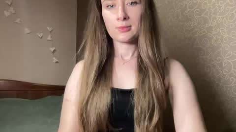 Snapshot of smilequeen_ chatting on 10.07.25 smilequeen_ online show from 10.07.25