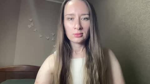 Snapshot of smilequeen_ chatting on 10.09.25 smilequeen_ online show from 10.09.25