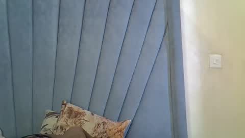 smiley_berry online show from 09.28.25