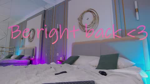 Mia online show from 02.05.25