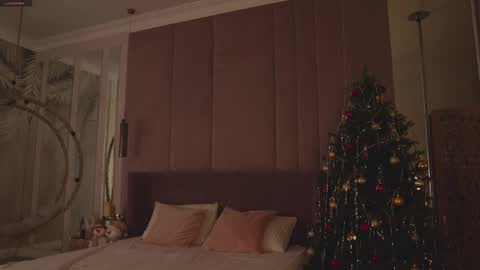 Mia online show from 12.01.25